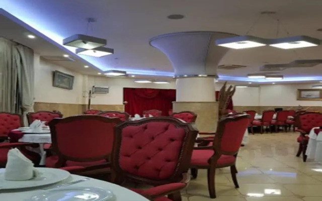 Le Cristal Hotel