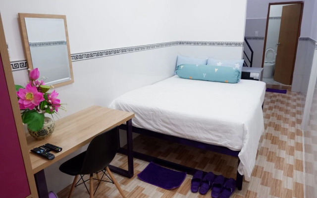 Winter Spring Homestay Center