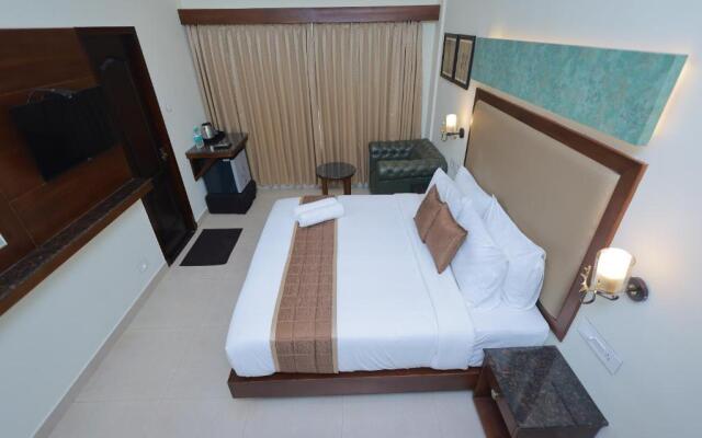 Hotel Comorin Grand