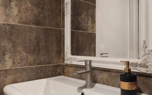 Посуточно! Современная смарт-квартира м. Дворец спорта, Олимпийская.