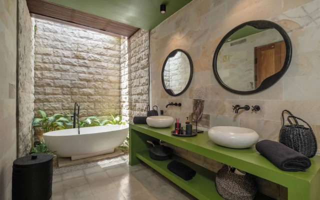 Villa Dreamer by Villa Finder