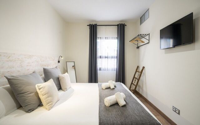 Dobo | Hostal Azacanes