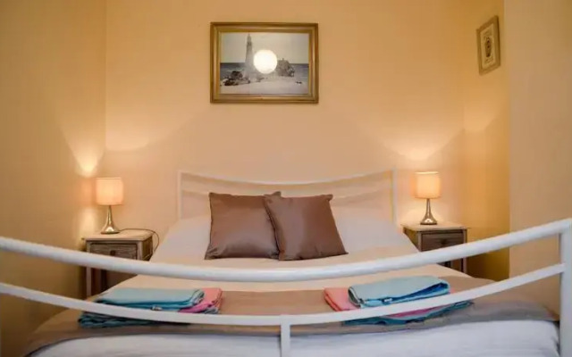 West Beach Apartment