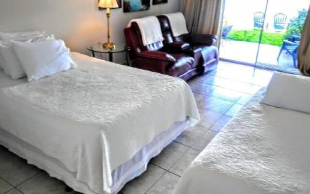 Boca Ciega Bay Apartment