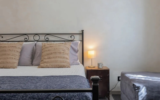 Cozy Studio in the City Center by Wonderful Italy