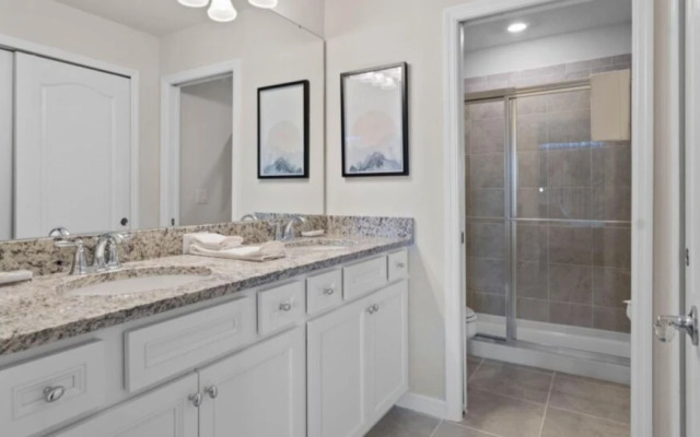 Townhome at Solterra NH 18005