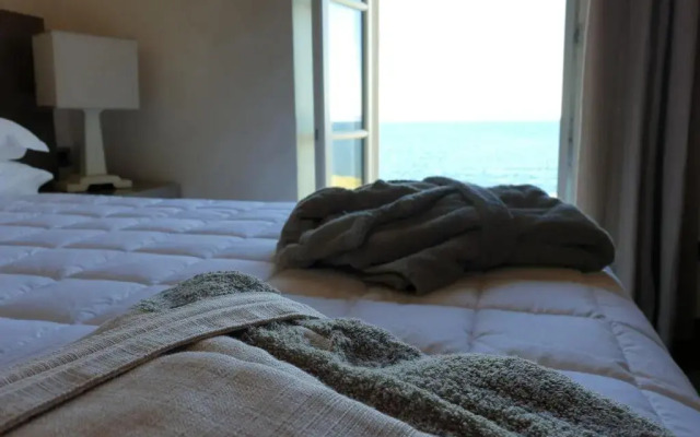 Faro di Punta Fenaio