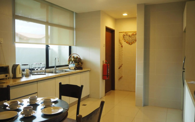 Samsuria Beach Resort & Residence