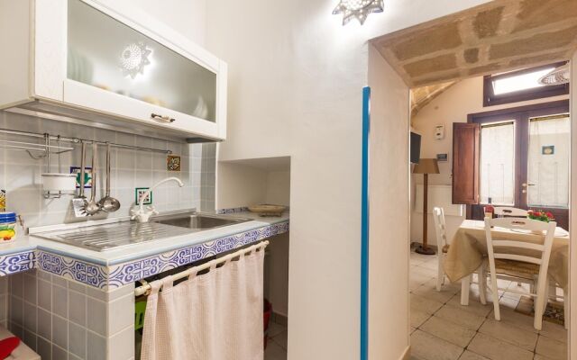 2710 Veronica Suite by Barbarhouse