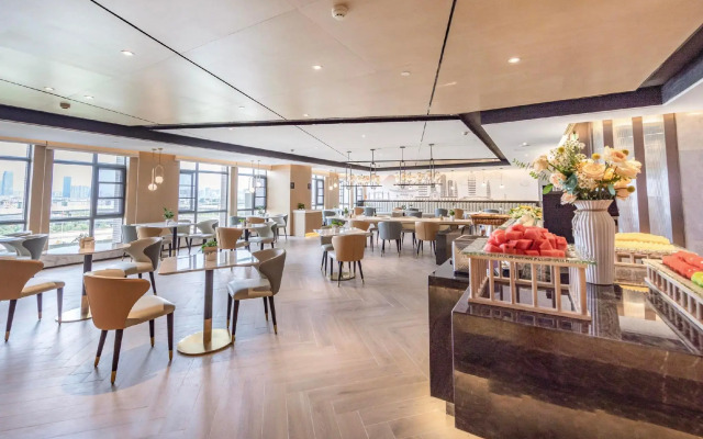 Atour Hotel Kunming Dianchi Daguan Park