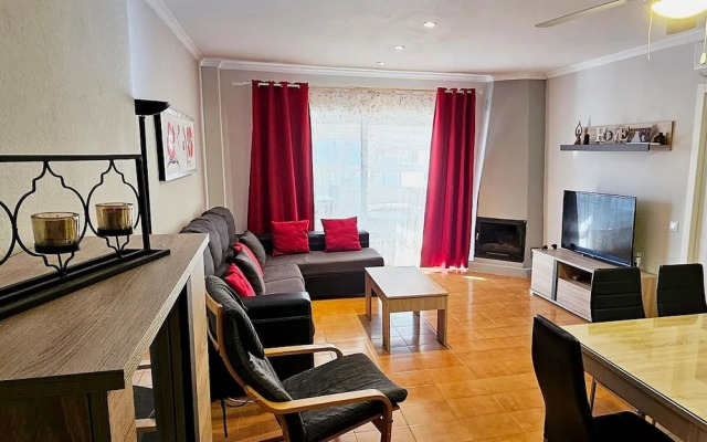 Nice Property With Shared Pool and Terrace