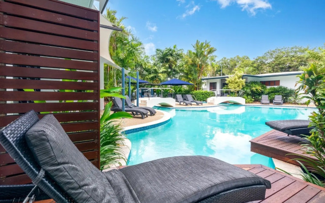 Meridian Port Douglas - Adults only