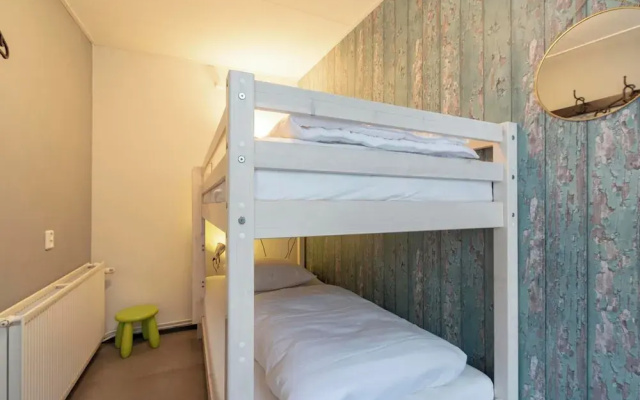 Bungalow Sint Maartenszee Near Beach