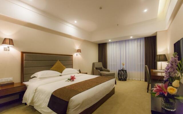 Golden Plam Hotel