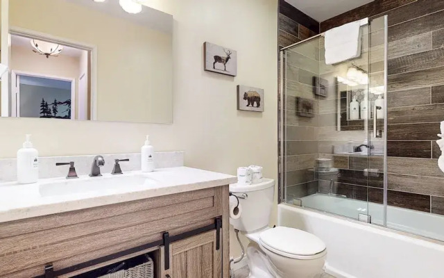 Bigwood #30 2 Bedroom Condo