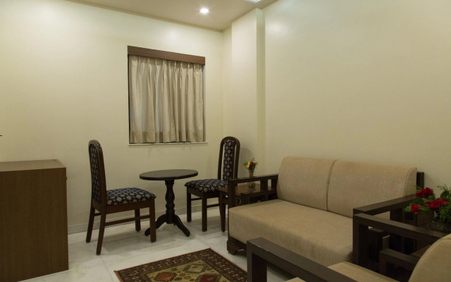 JK Rooms 117 The Majestic Manor