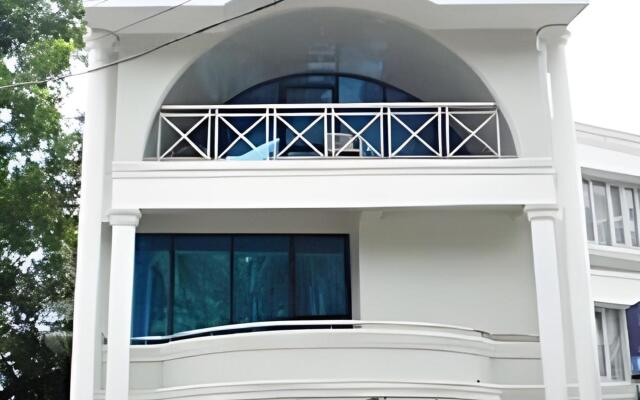 Sree Visakh Hotel