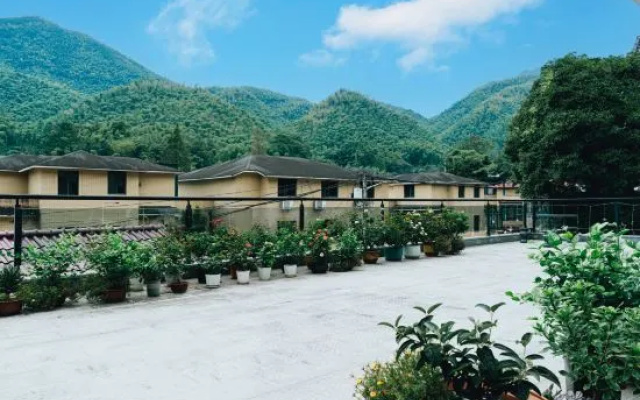 Anji Banxia Homestay (Anji Yunshang Grassland Resort Store) – Outside – Huzhou