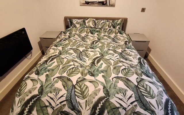 Birmingham City Centre - Modern 1 Bedroom Flat