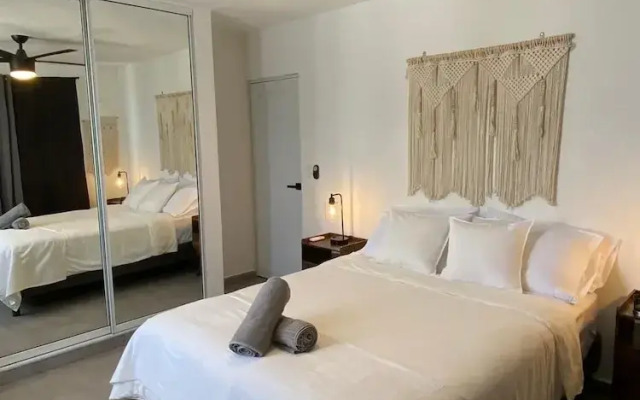 Sea Breeze Tunnel Hideaway 3