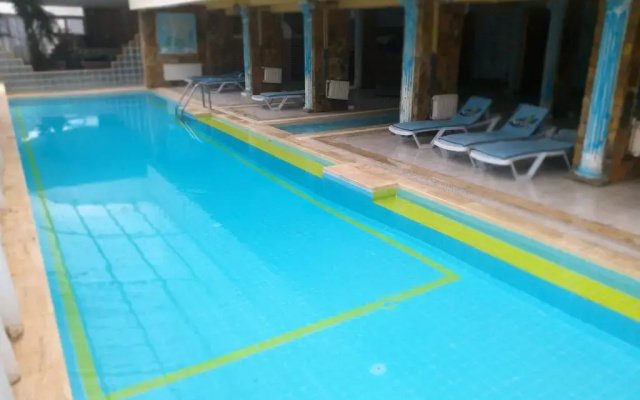 Grand Hotel Avci Karaburun