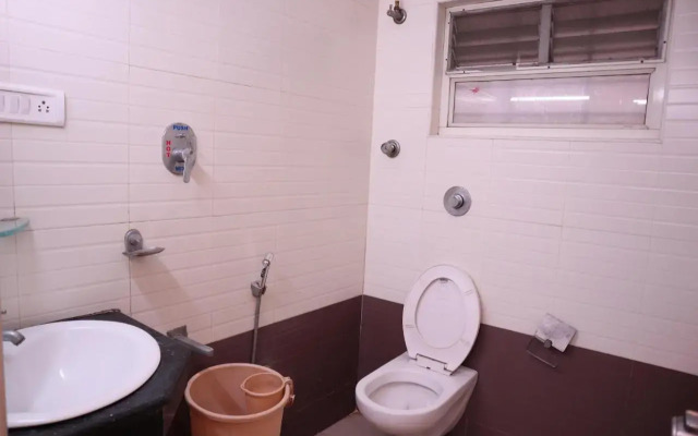 Smilestay Sairam Residency