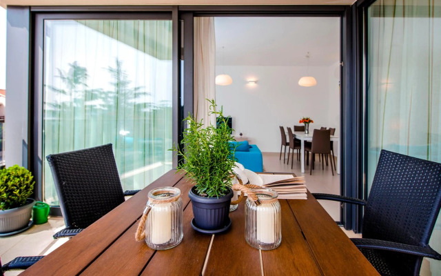 Sunset Luxury Apartment