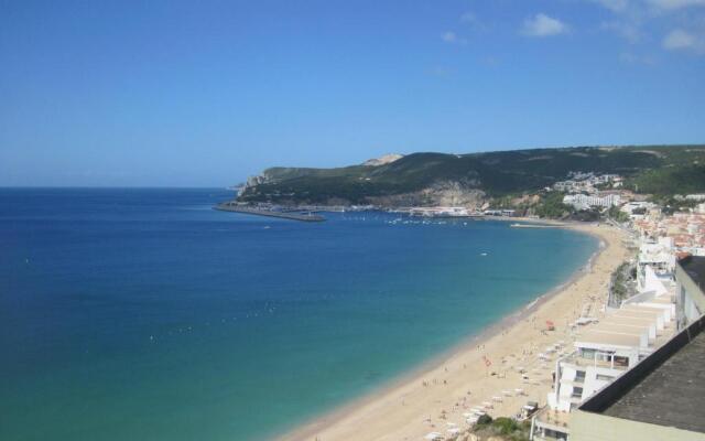 Rent4rest - Sesimbra Ocean View Studio