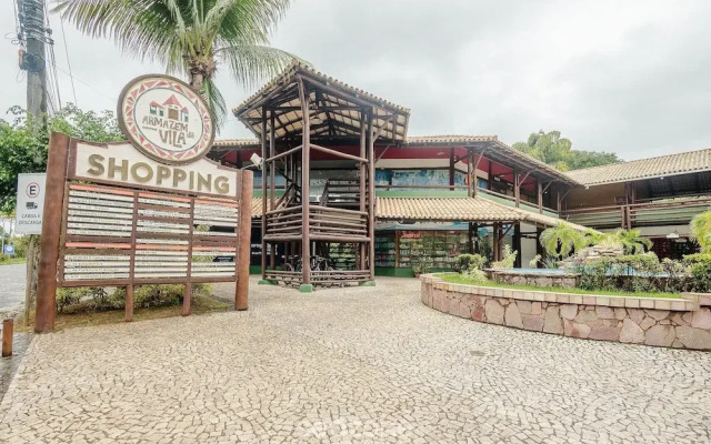 Apt Just Steps From the Beach and Tamar Project CVI