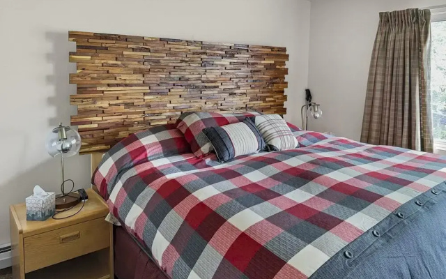 Clocktower 4 Bedroom Condo by RedAwning