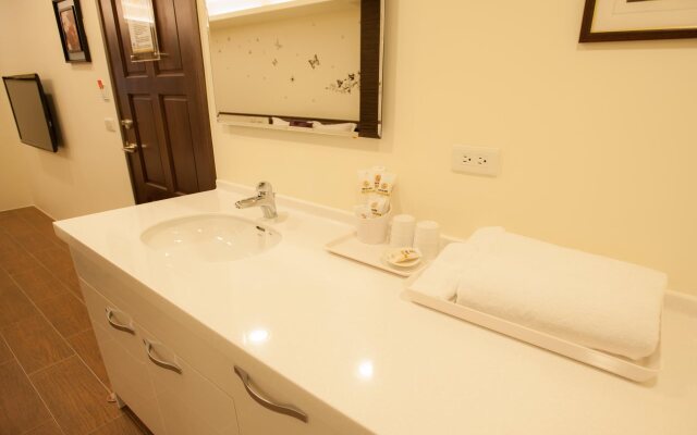 G16 Inn B&B