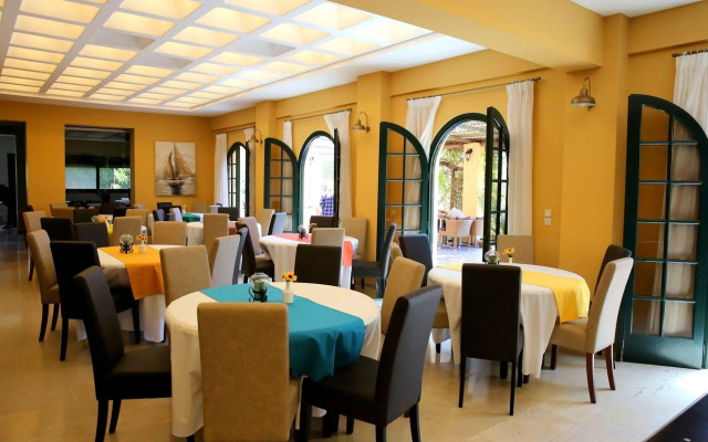 Sunrise Inn Hotel