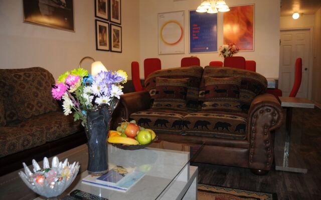 Park City Condo with 6 beds, 3 bedroom, 3 bath, 4 min to ski, 2 min to Sundance HQ