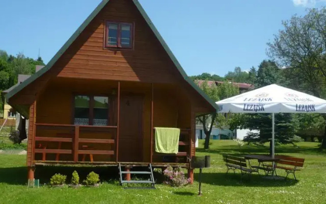 Domki Letniskowe u Karola