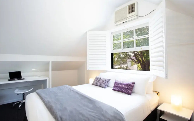 Woolwich Studio Bliss, Private Oasis by the Water