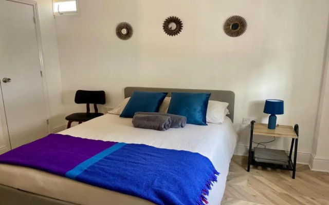 OYO Dalston Luxe Studios