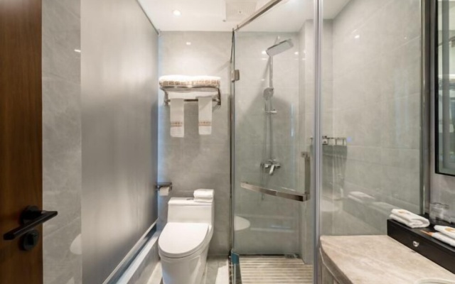 Tianfu Chengdu Holiday Hotel – Bathroom – Meishan
