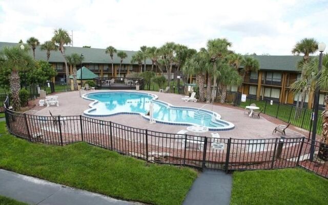 Countryside Inn & Suites Orlando