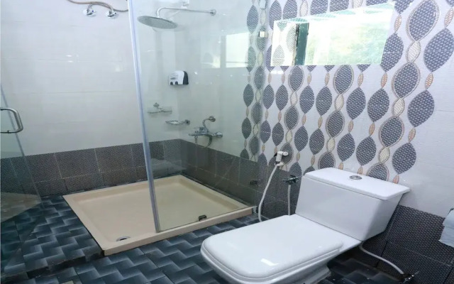 OYO 10320 Sophiya Suites