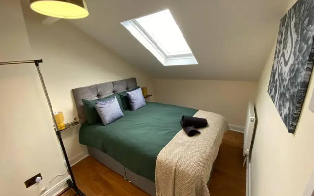 4BR House Popular Ravenhill Road