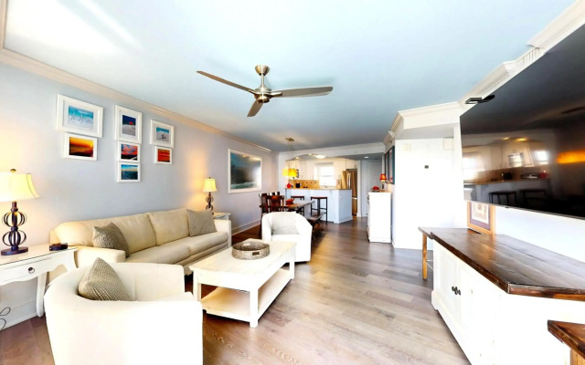 Beachside II 4338