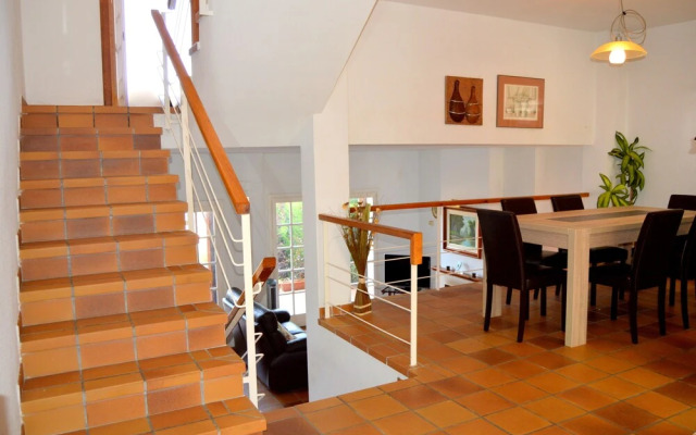 Blanca Paloma Holiday House