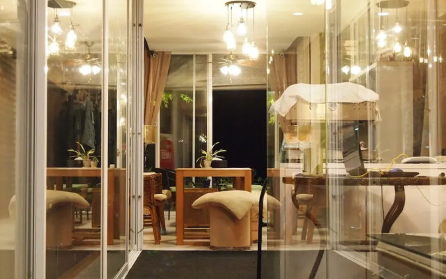 Coffee at Home Hostel - Adults Only