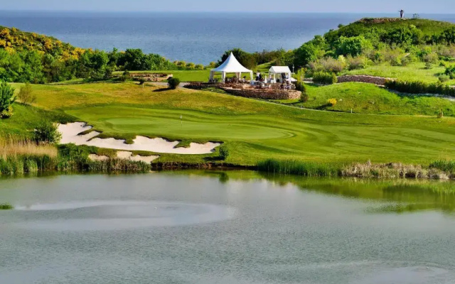 Thracian Cliffs Owners Apartments