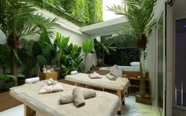 Elia Ermou Athens Hotel