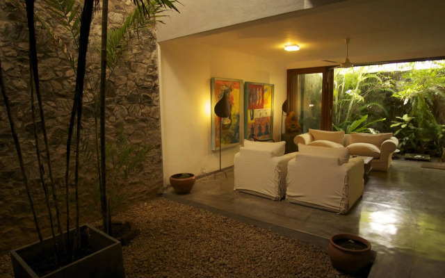 Mount Lodge Boutique Hotel
