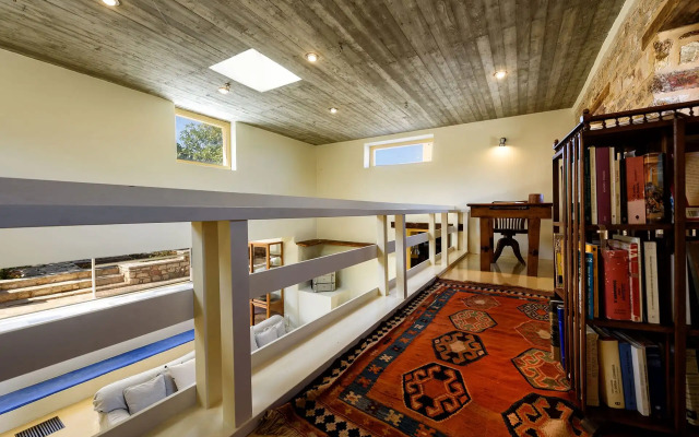 Aria Paros Residence