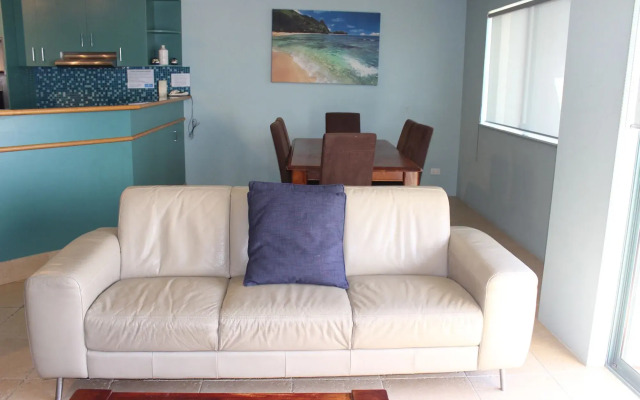 Currumbin Sands Holiday Apartments