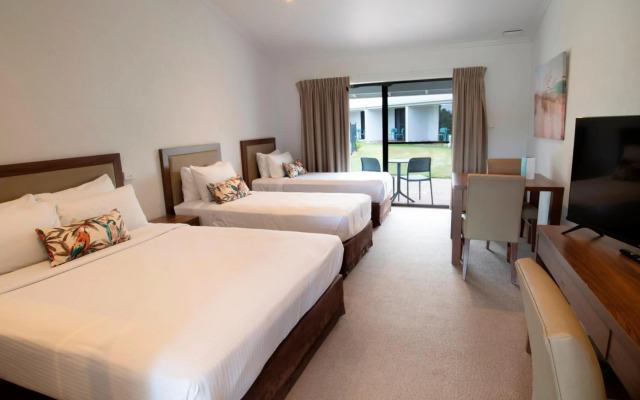 Nightelier Mission Beach