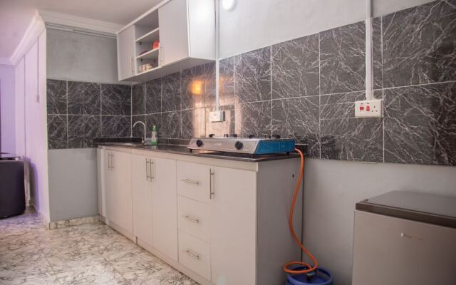 Houseproud Serviced Apartments